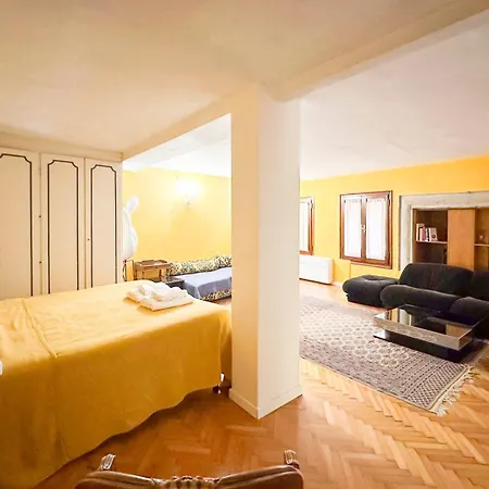 Apartment Ca' Morosina ,